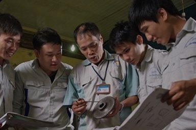 Thi đua khen thưởng trong các KCN